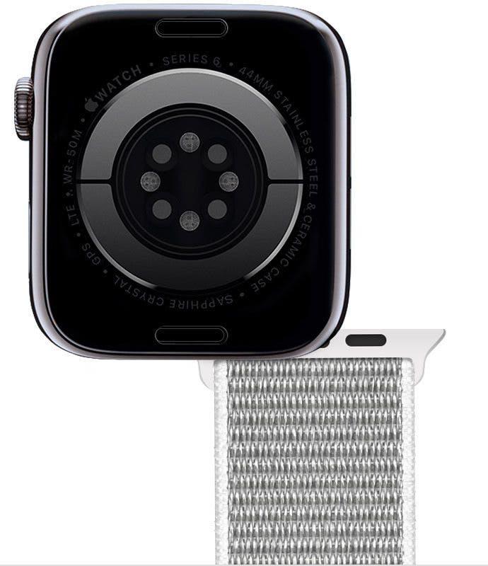 druk op de ontgrendelknop van het Apple Watch-bandje om het bandje van het Apple Watch te verwijderen en schuif het bandje eraf