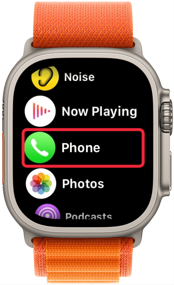 elenco app apple watch con un riquadro rosso intorno all'app telefono