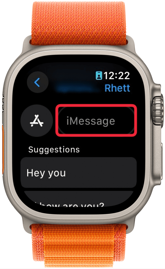aplicação de mensagens do apple watch com uma caixa vermelha à volta do campo de texto do imessage