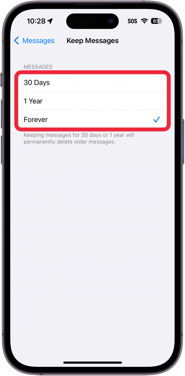 настройки за запазване на съобщенията в iphone с червена рамка около опциите за 30 дни, 1 година или завинаги