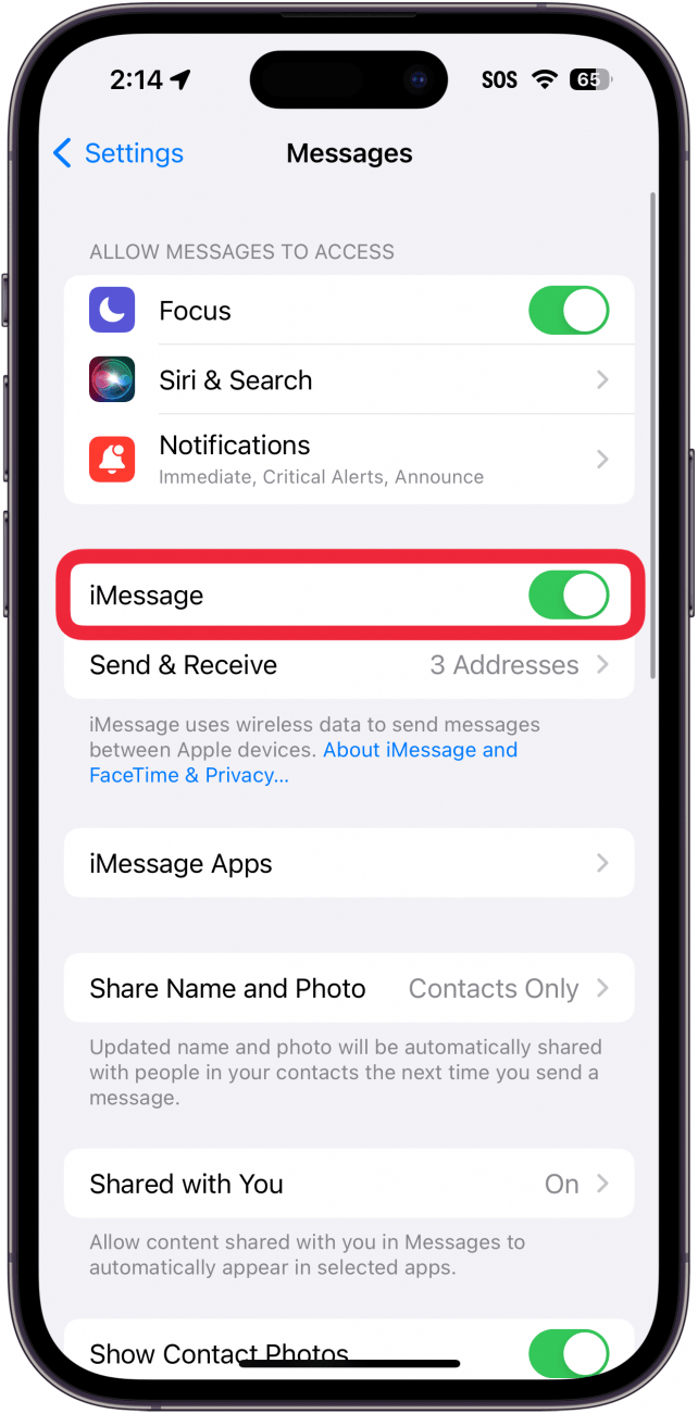 Réglages iphone avec un cadre rouge autour de l'option iMessage