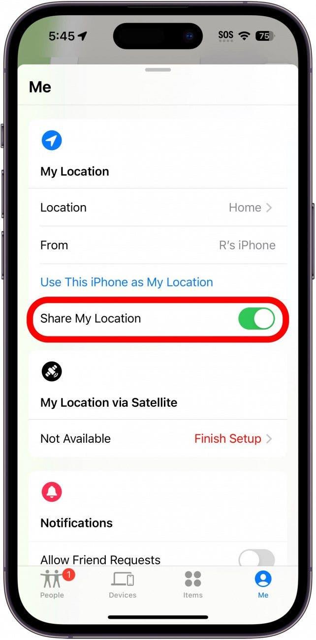 iphone Finde meine App mit aktivem Standortfreigabe-Knopf rot eingekreist