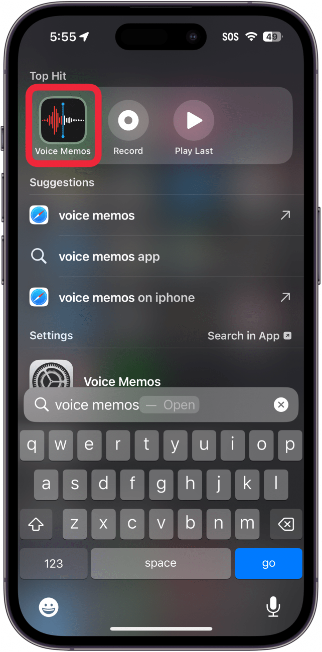 pesquisa no spotlight do iphone com uma caixa vermelha à volta da aplicação de memorandos de voz