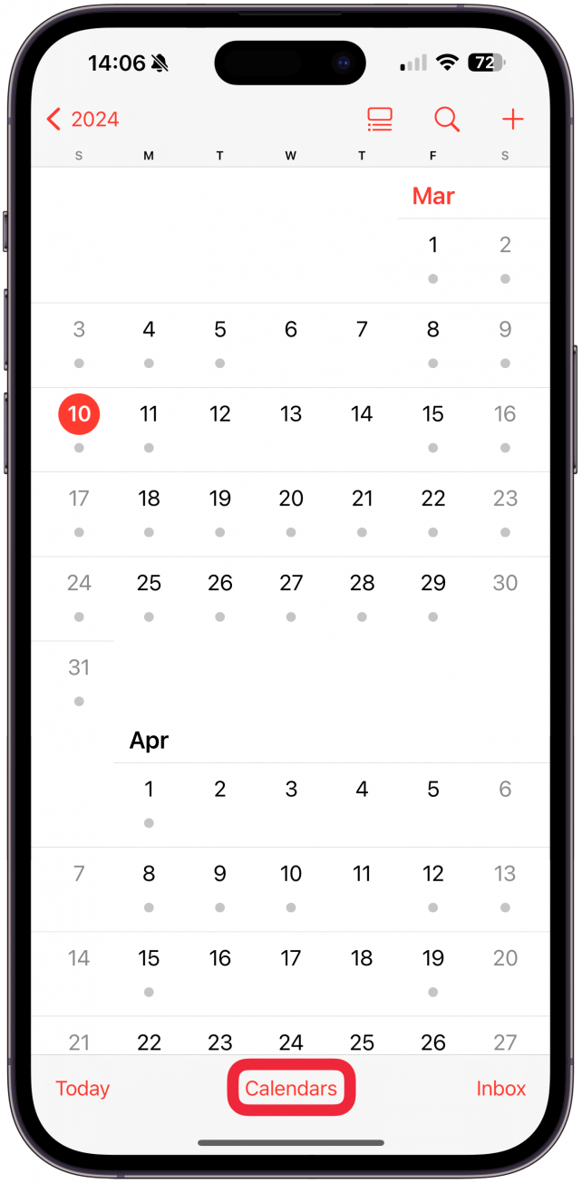 Нажмите Календари в нижней части экрана.
