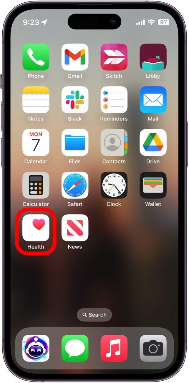 Écran d'accueil de l'iphone avec l'application santé entourée en rouge