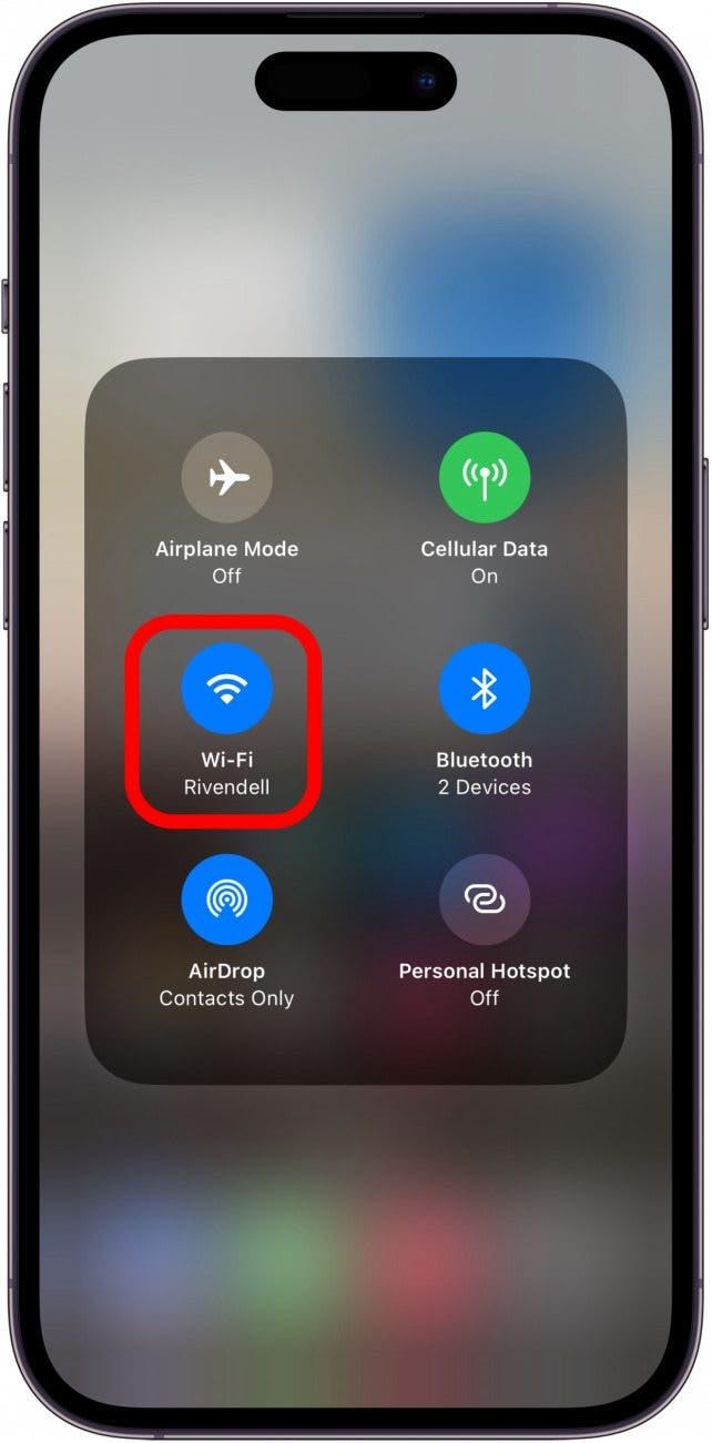 contrôle du réseau sur l'iphone avec l'icône wifi entourée en rouge