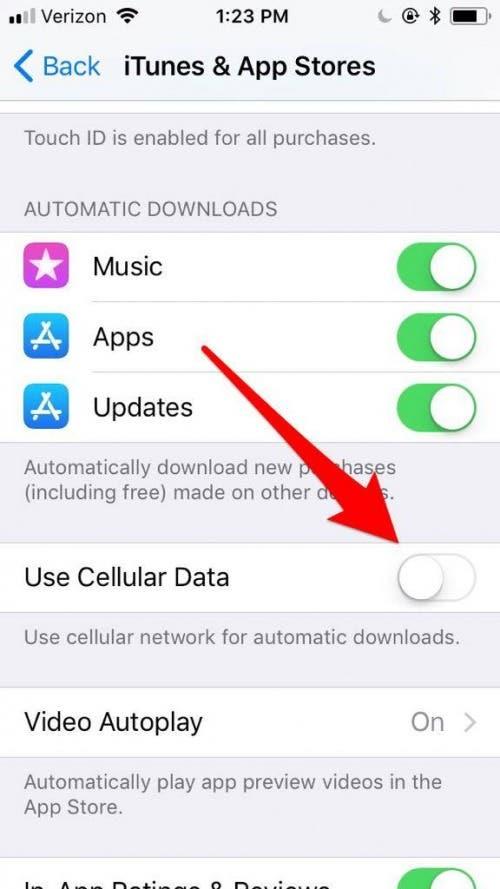 Cómo utilizar los datos del móvil para descargar aplicaciones automáticamente en el iPhone