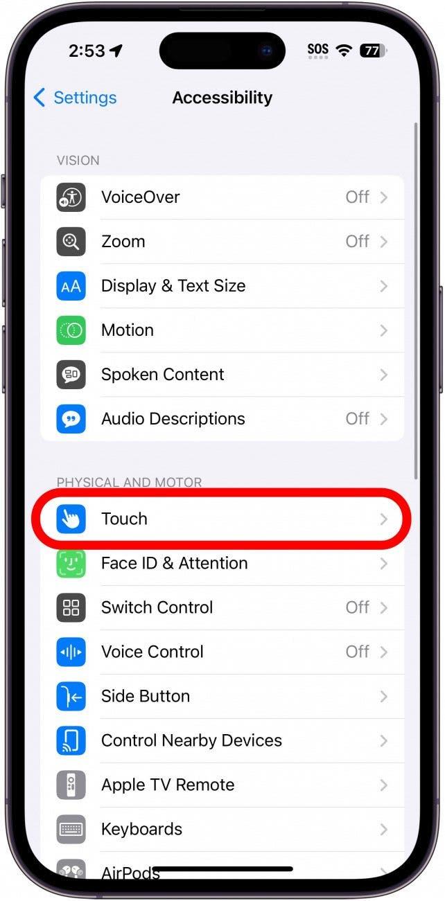Réglages de l'accessibilité de l'iPhone avec le tactile entouré en rouge