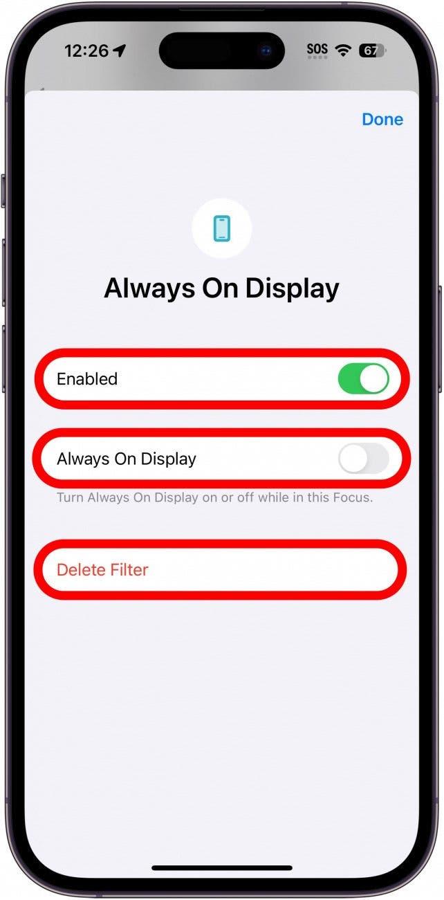 innstillinger for filterinnstillinger for fokus på iphone med rød sirkel rundt knappene for aktivering/deaktivering, veksling mellom alltid på display og slettefilter