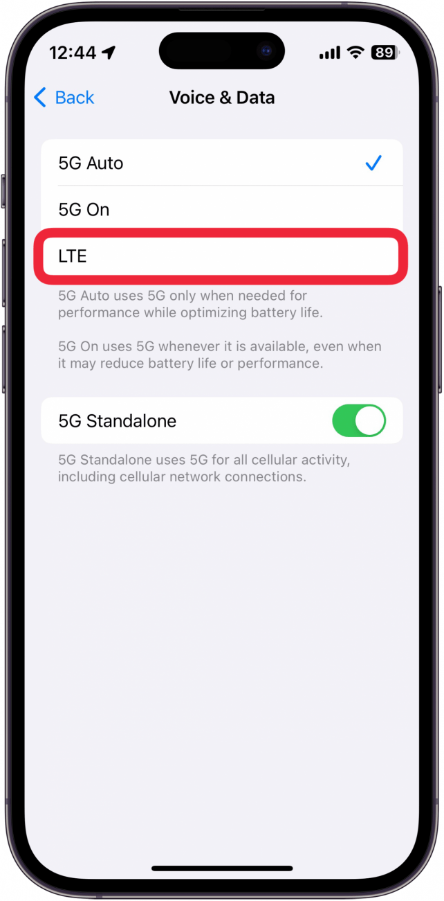 Настройки за глас и данни на iphone с червено поле около опцията LTE
