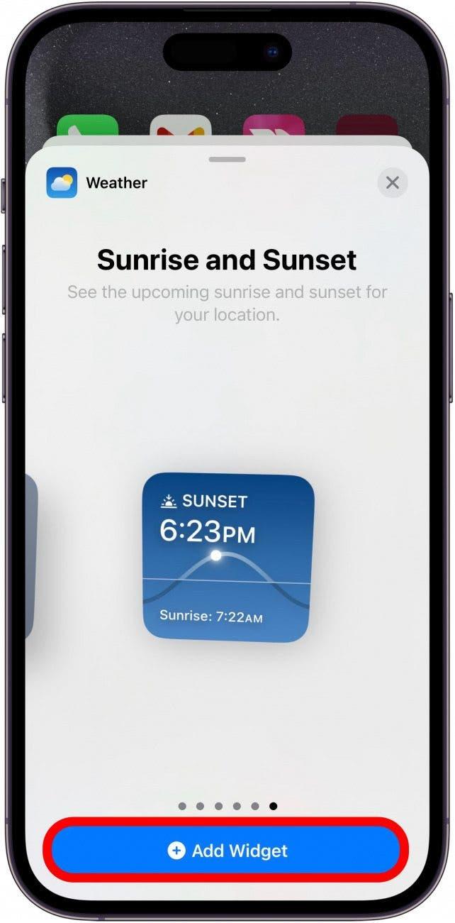 pantalla de selección del widget del tiempo del iphone con el widget del amanecer y la puesta de sol, con un recuadro rojo alrededor del botón de añadir widget