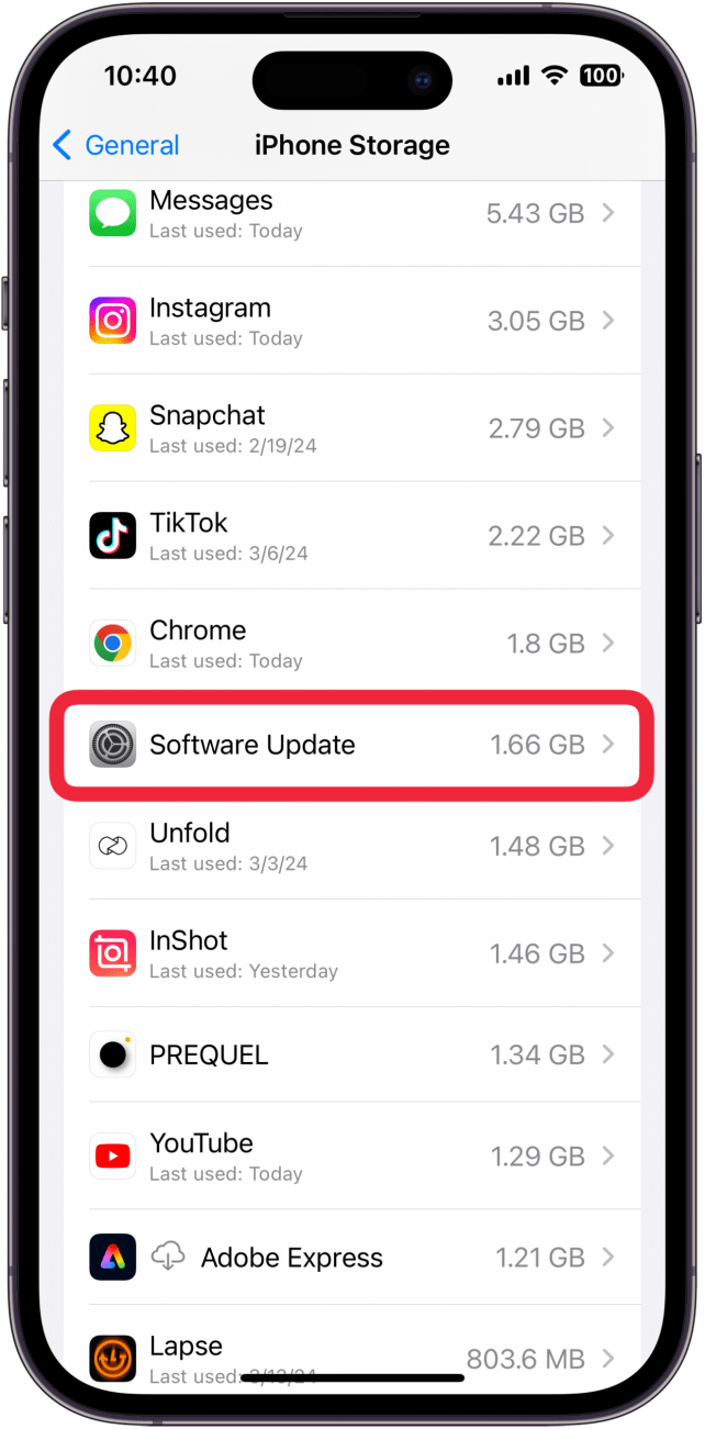 ajustes de almacenamiento del iphone con un recuadro rojo alrededor de la actualización de software