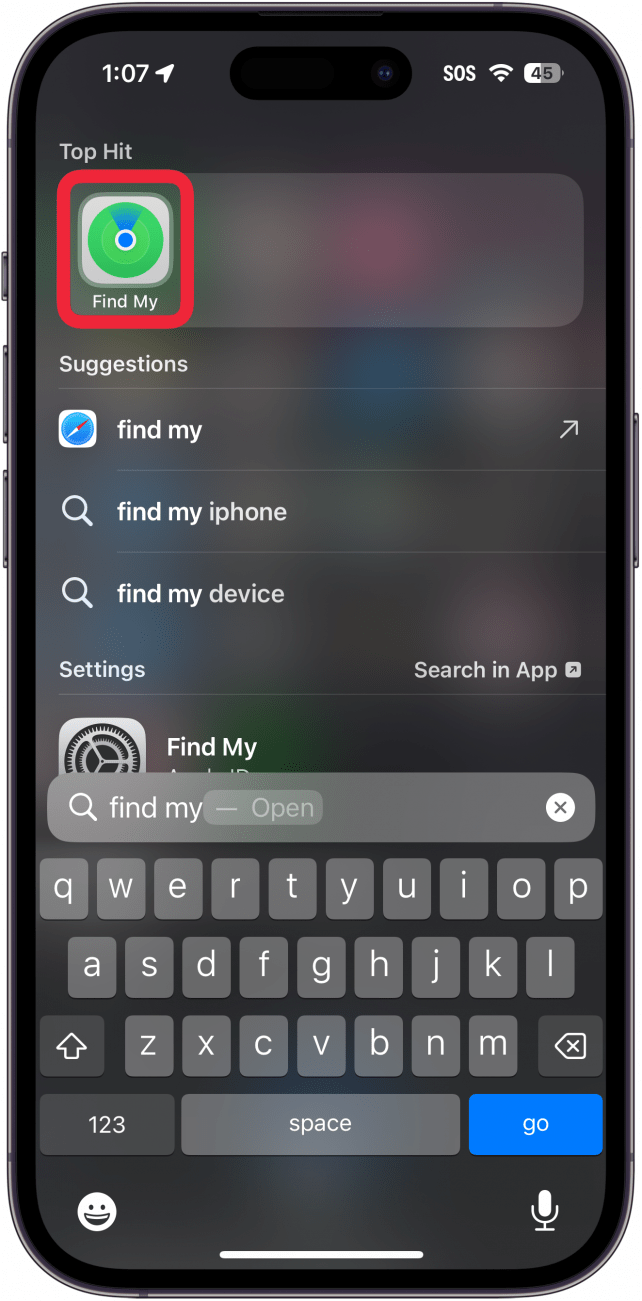 Търсене в прожектора на iphone с червено поле около приложението Find my