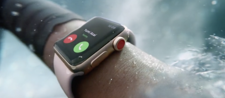 fitbit charge 3 or apple watch 4